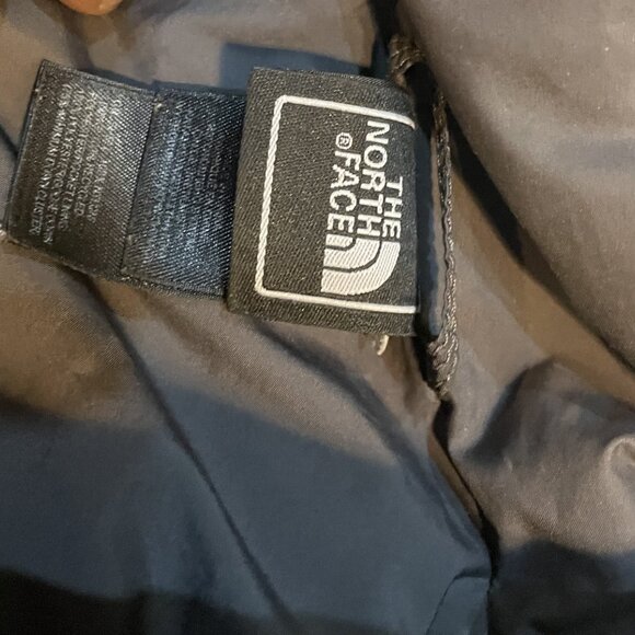 The North Face 550 Down Puffer Jacket in black NO SIZE TAG S / M - Picture 3 of 9